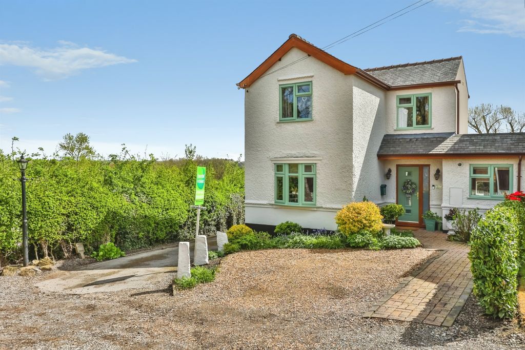 Property photo 2 of 41