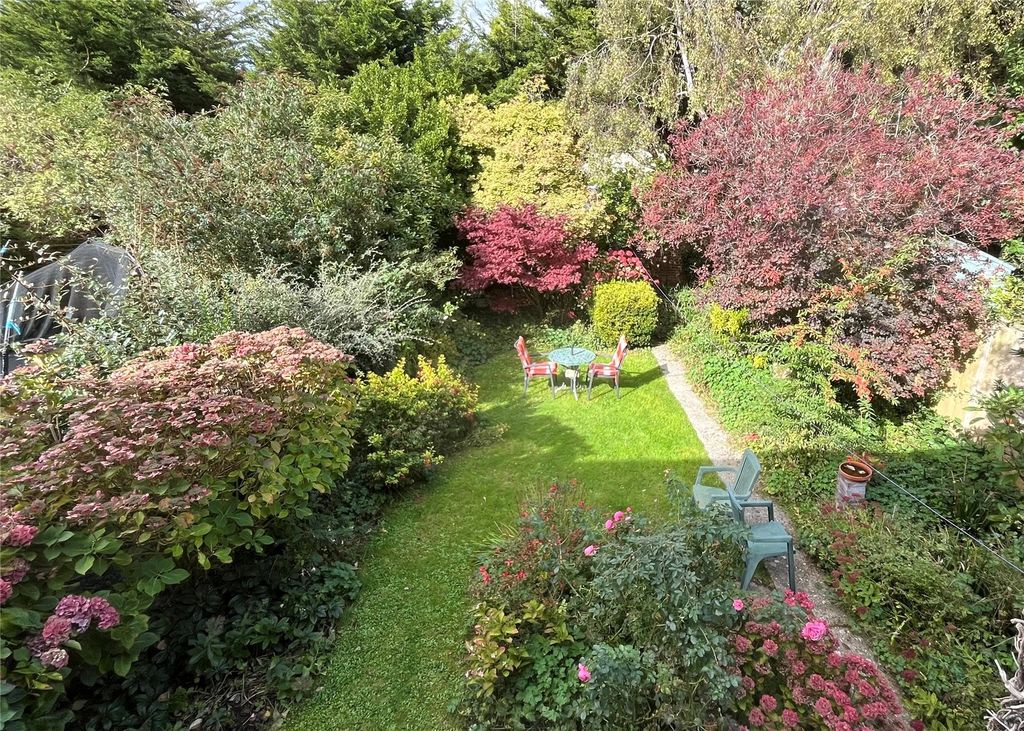 Property photo 2 of 18 Picture No. 20