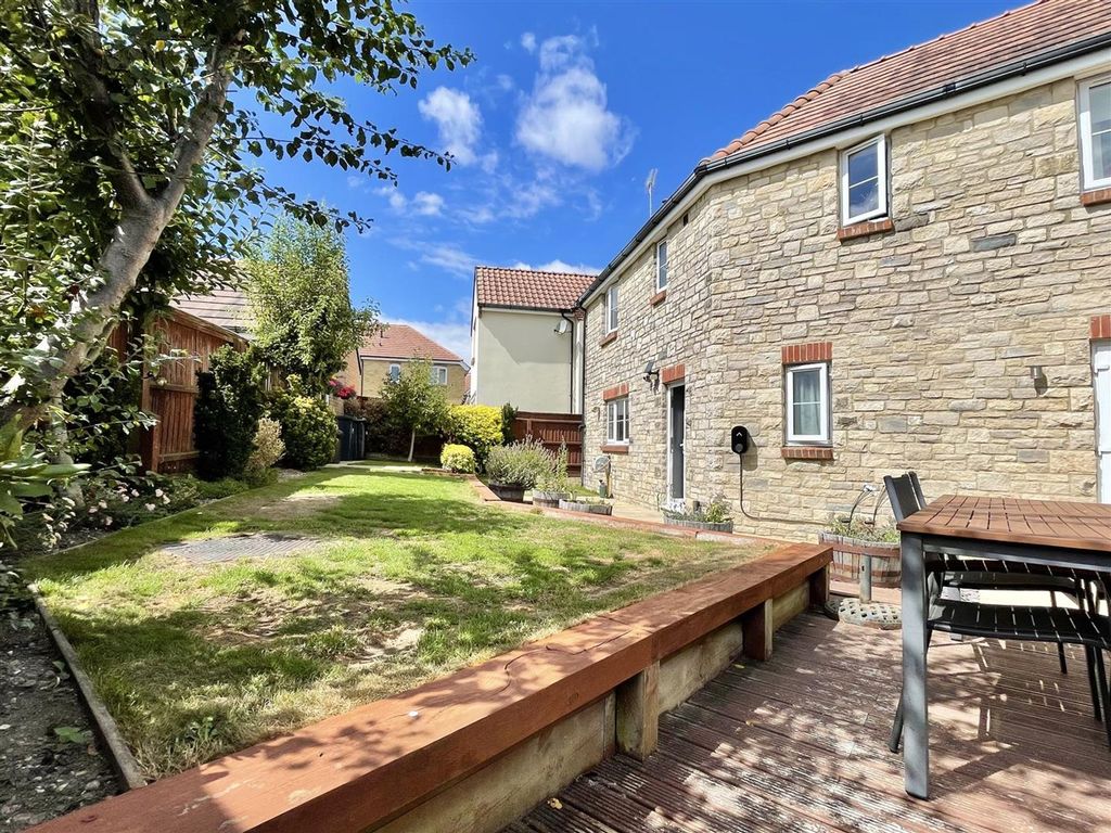 Property photo 3 of 29