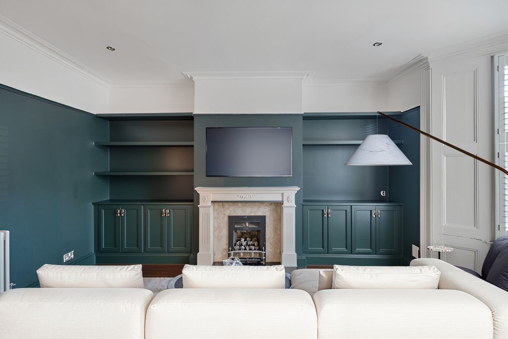 Property photo 2 of 23