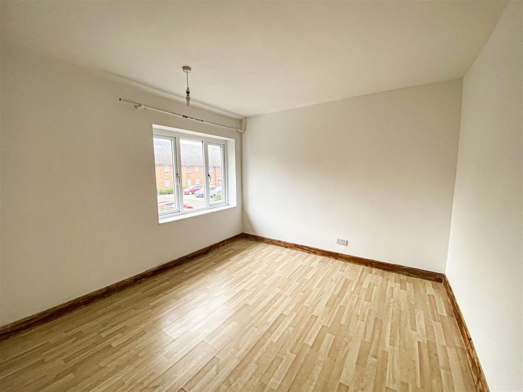 Property photo 3 of 8 Img_8257.Jpg