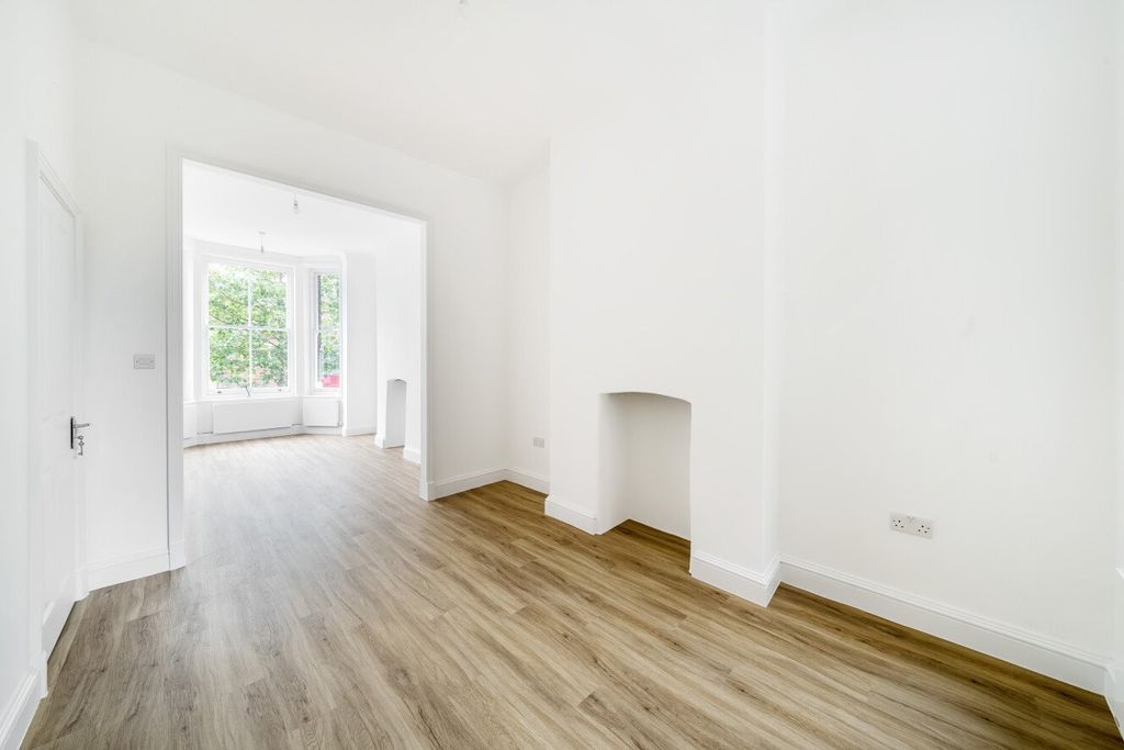 Property photo 1 of 32 Picture No. 86