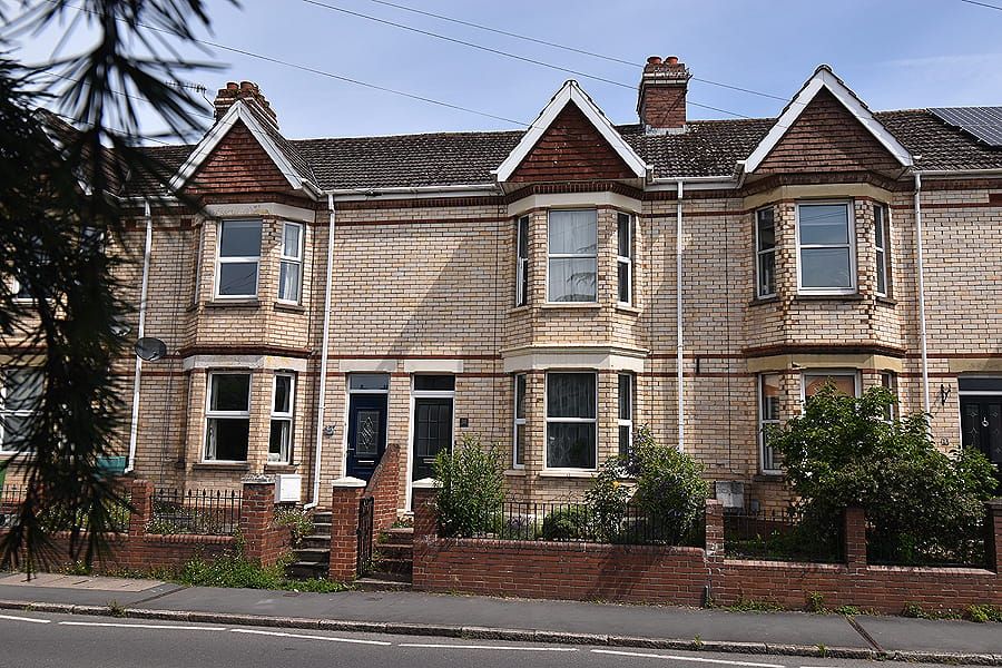 Property photo 1 of 11