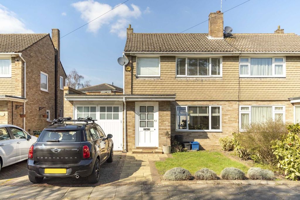 Property photo 1 of 7