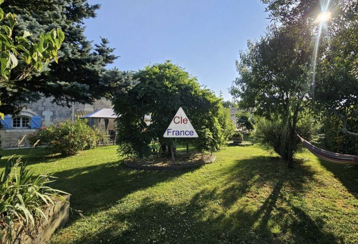 Property photo 2 of 19