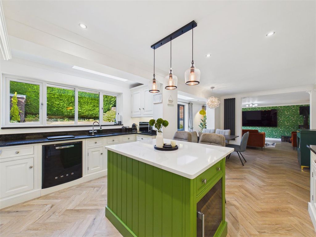 Property photo 2 of 26 Open Plan Living Kitchen