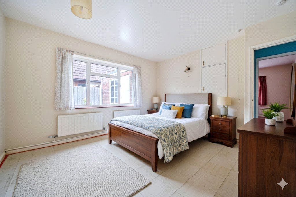 Property photo 2 of 14 Picture No. 29