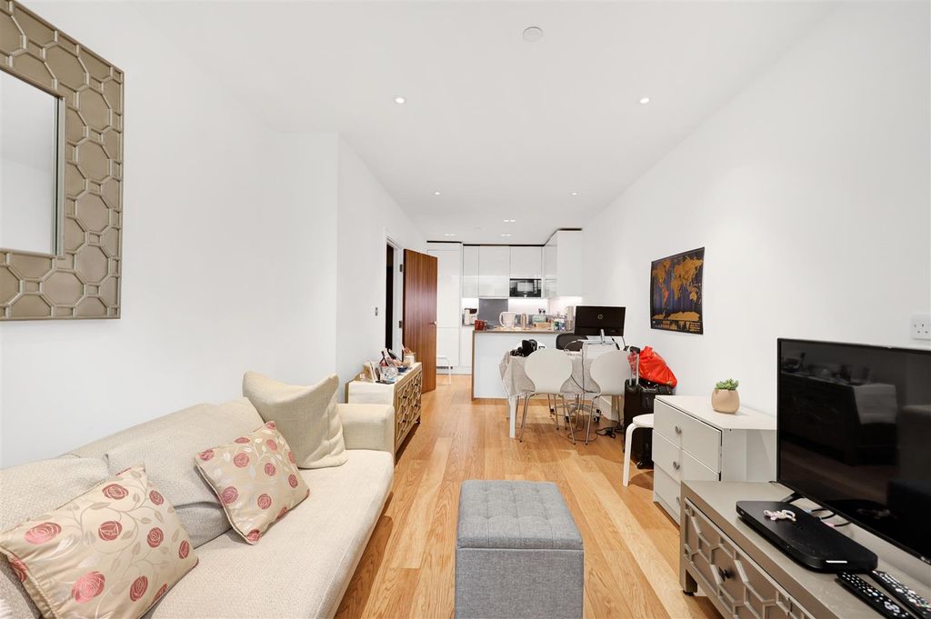 Property photo 2 of 12 Levi5949.Jpg