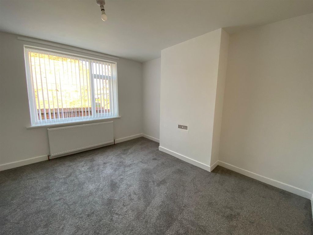 Property photo 3 of 8 Bedroom1.Jpg