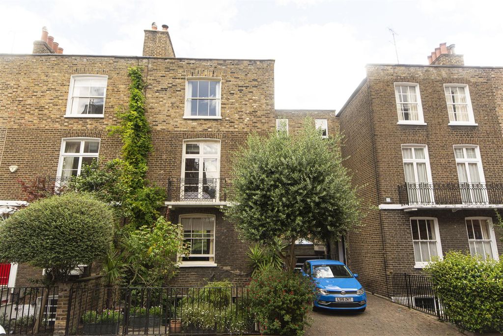 Property photo 1 of 17 Park Walk 31 (18).Jpg