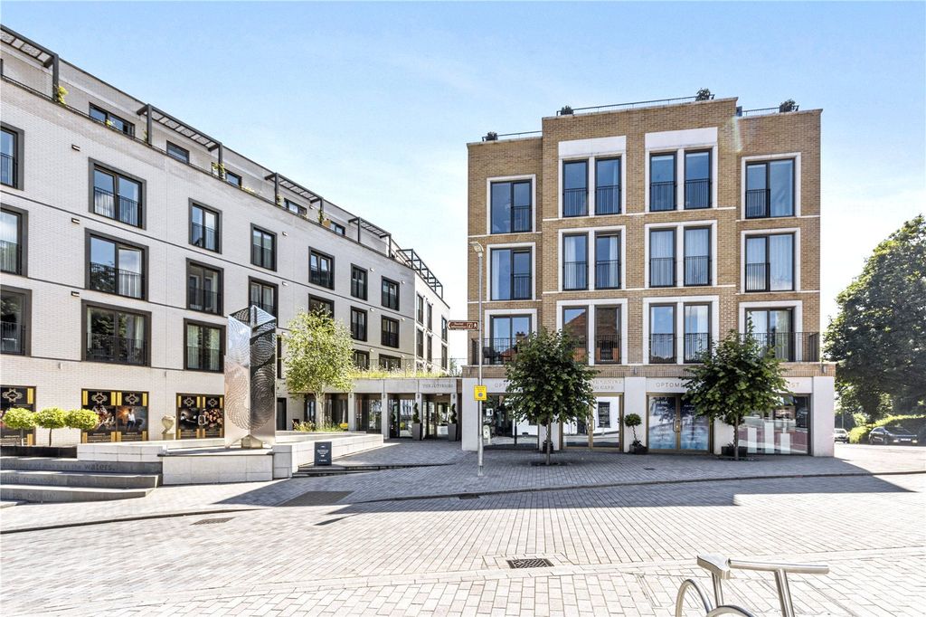 Property photo 1 of 11 External