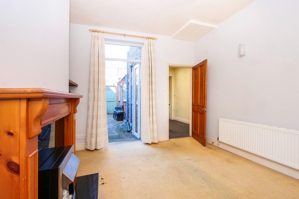 Property photo 3 of 18 Pnmb0144.Jpg