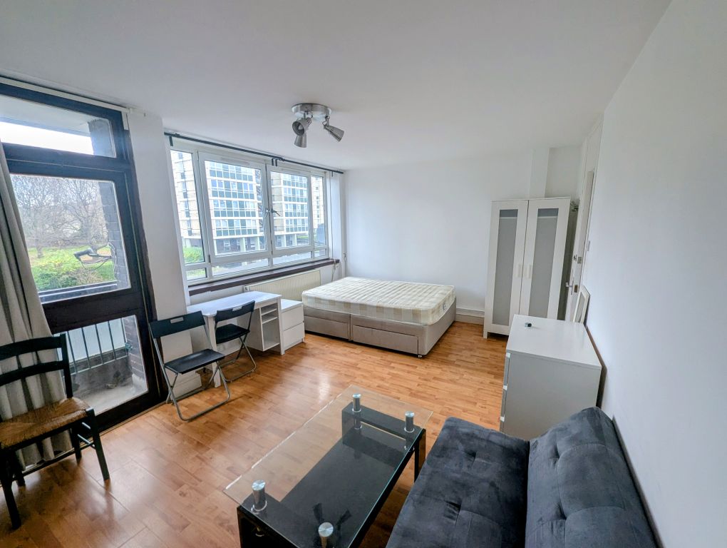 Property photo 3 of 12