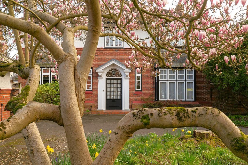 Property photo 2 of 26 External