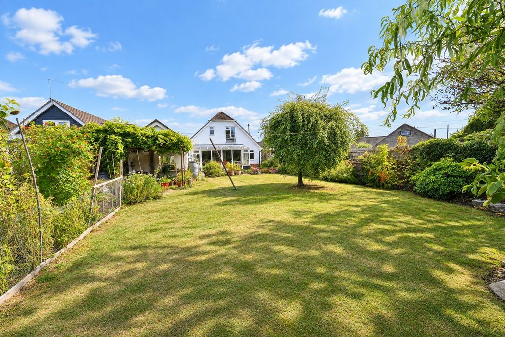 Property photo 3 of 15