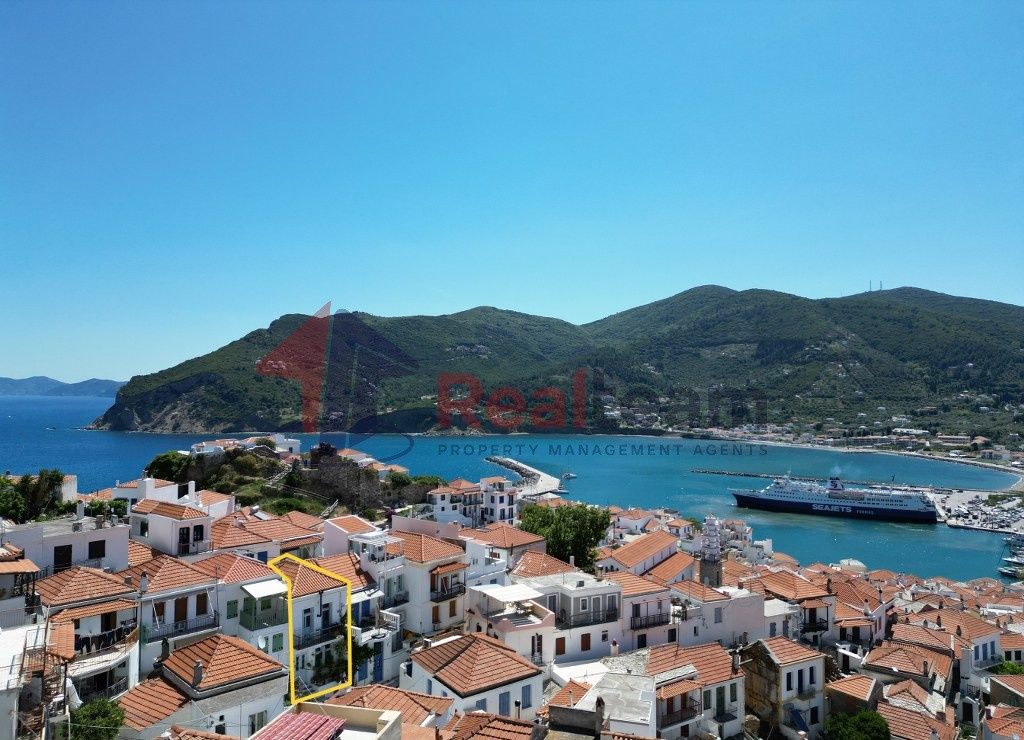 Property photo 3 of 25