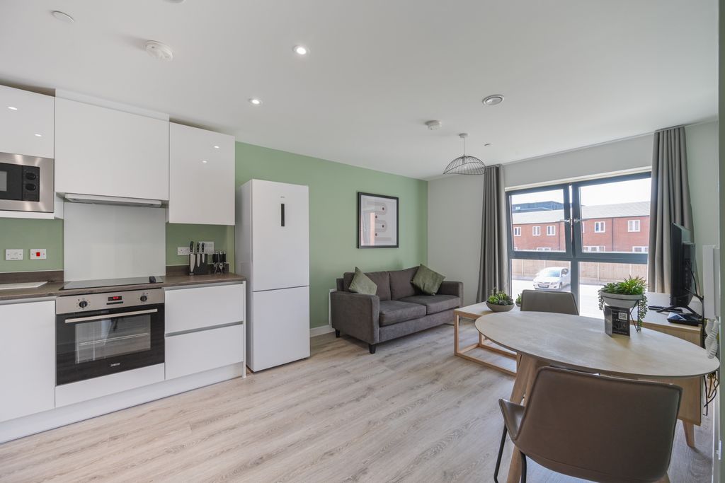 Property photo 2 of 9 Image