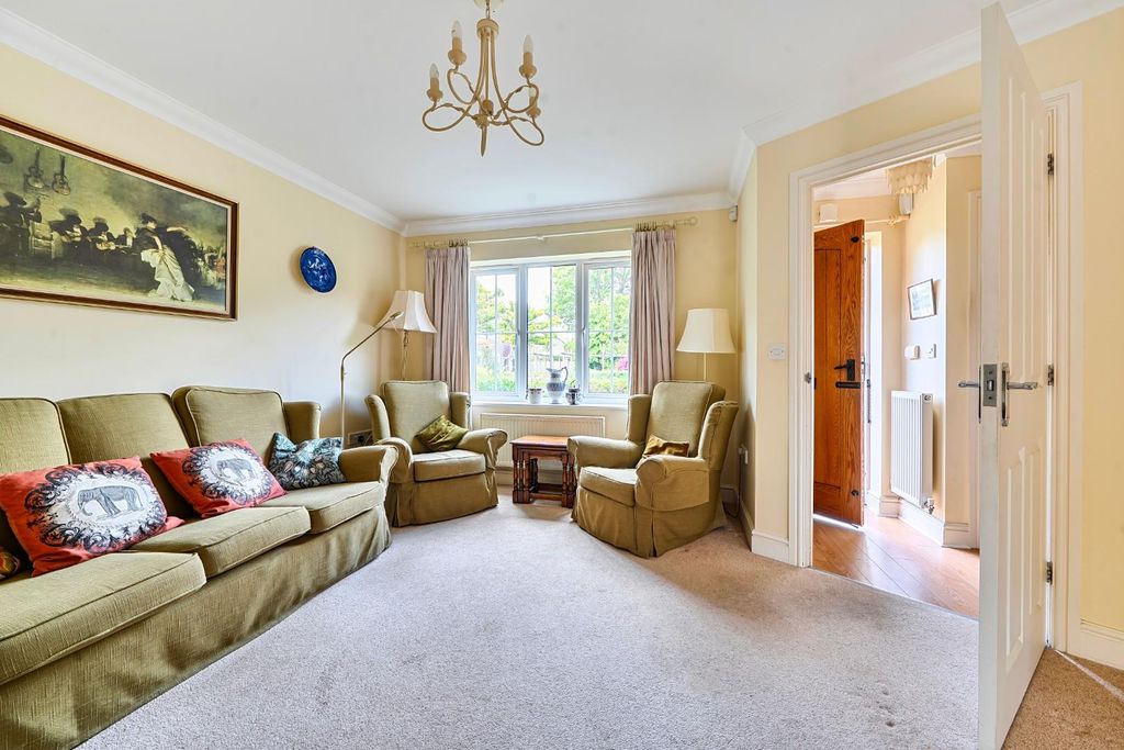 Property photo 3 of 13 1455091-6-6A05B2E9968B0.Jpg