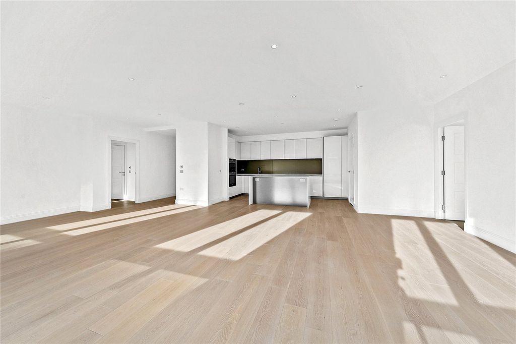 Property photo 3 of 8 Picture No. 04
