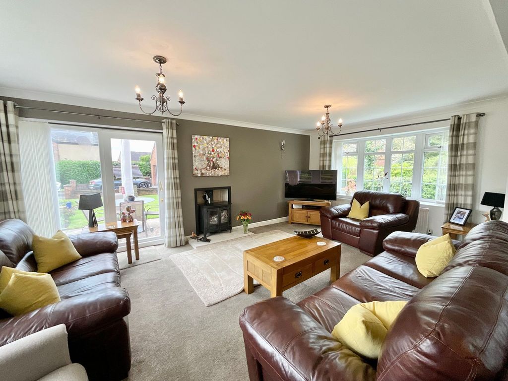 Property photo 2 of 30