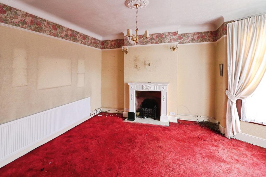 Property photo 2 of 19 Picture 2