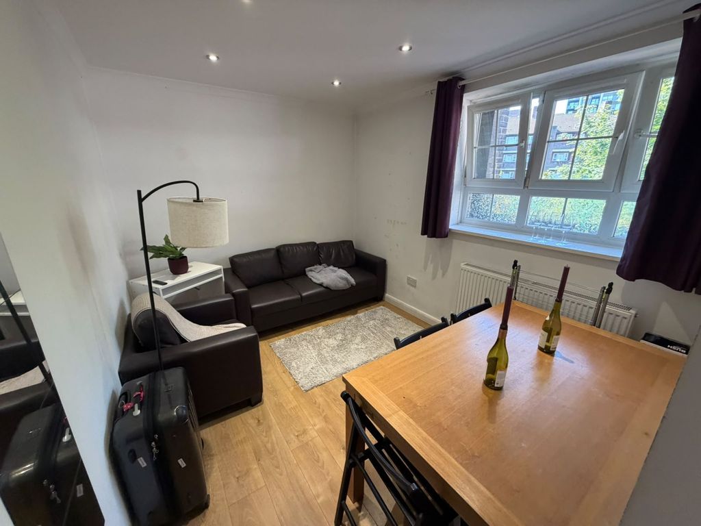 Property photo 1 of 4