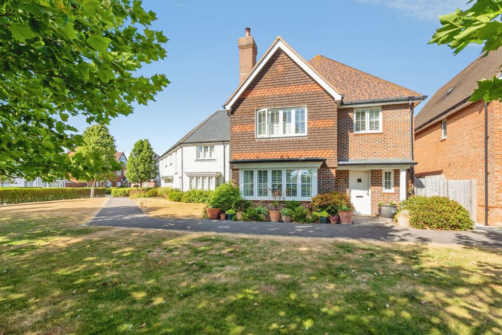 Property photo 1 of 17 Pbox-Img.Jpg
