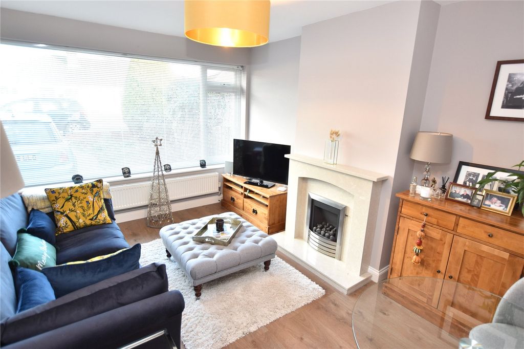 Property photo 2 of 12 Picture No. 19