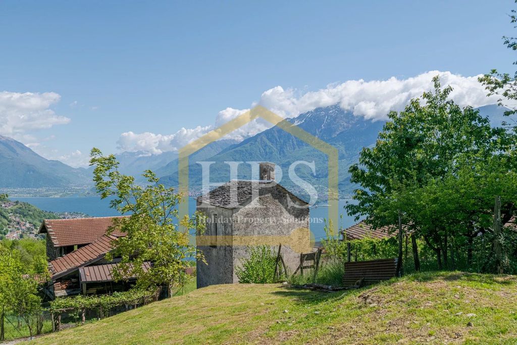 Property photo 1 of 30 The Lake Como Villa- Chiesa Brenzio