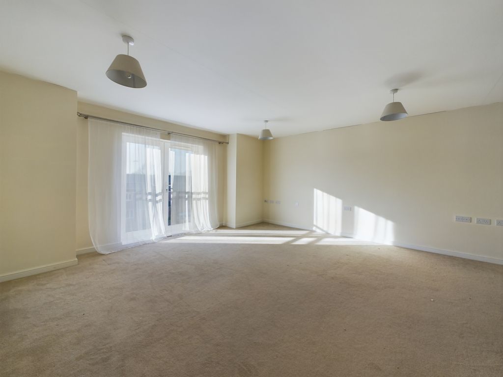 Property photo 2 of 7 Cam03052G0-Pr0076-Still004