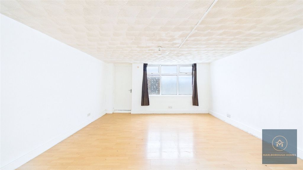 Property photo 2 of 10 Picture No. 02