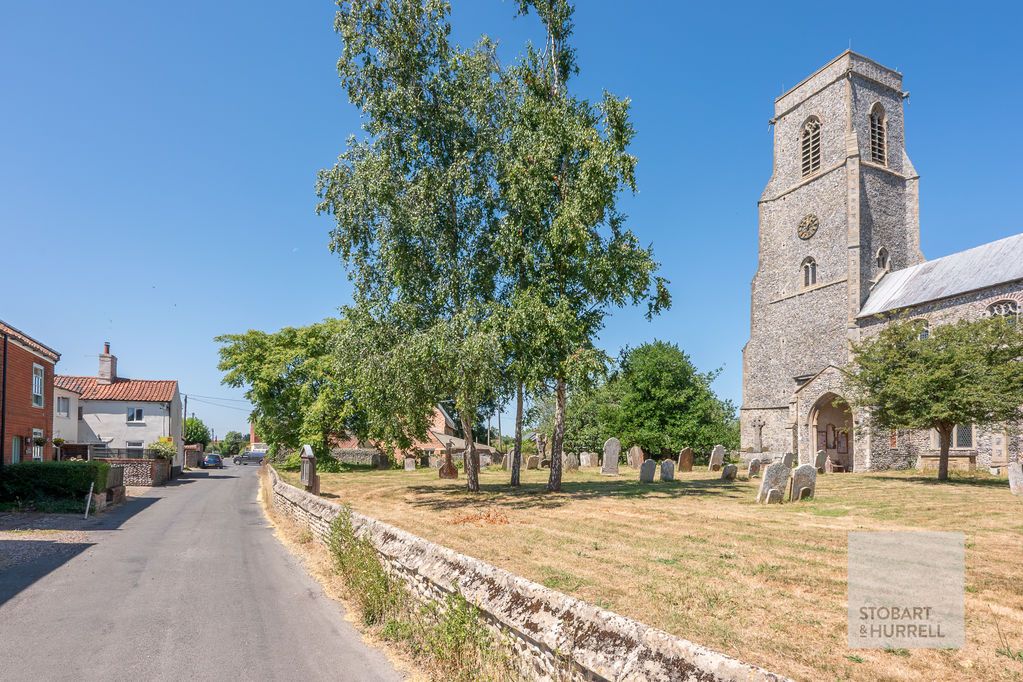 Property photo 2 of 15 Church Views