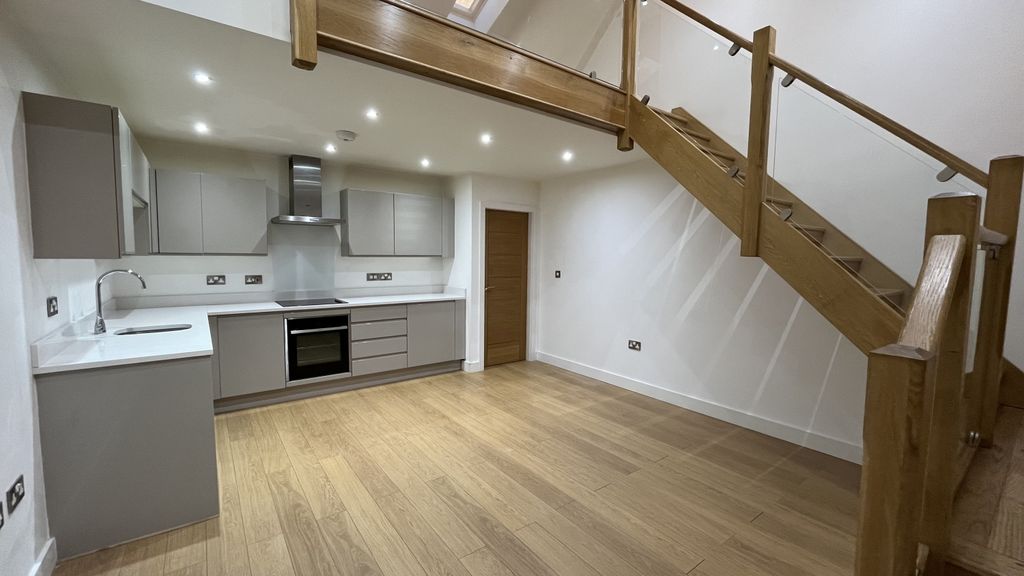 Property photo 2 of 18 Img_0962