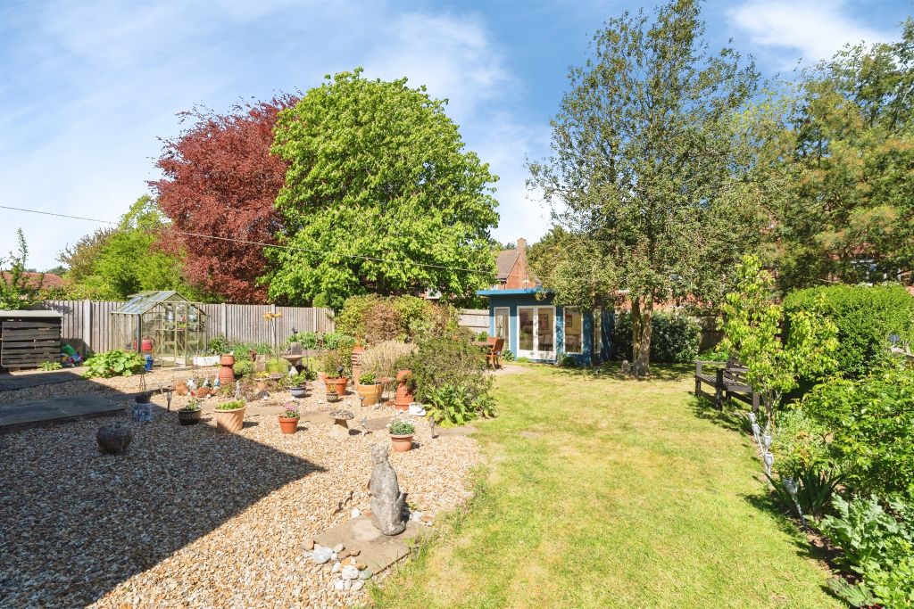 Property photo 3 of 19