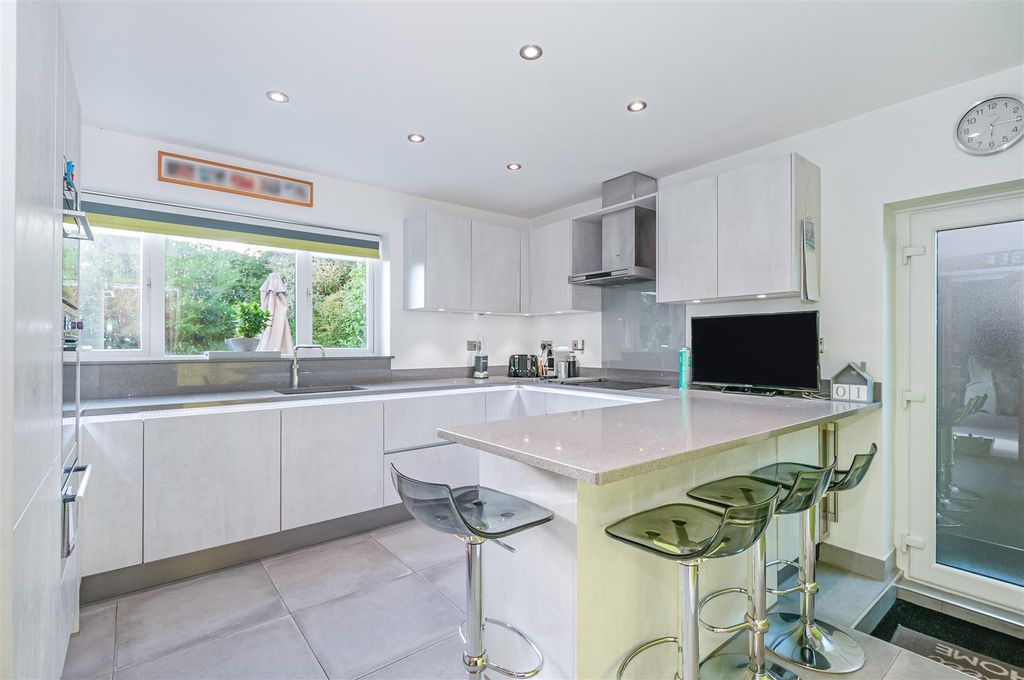 Property photo 3 of 29 Heathfield -32.Jpg