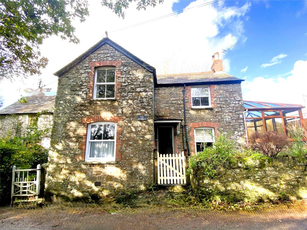 Property photo 1 of 12 Front View