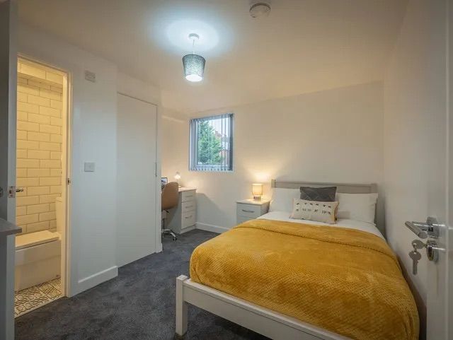 Property photo 2 of 3