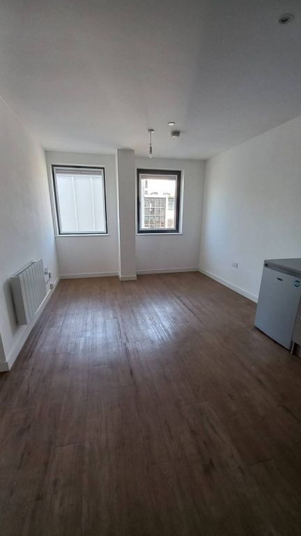 Property photo 3 of 10 Gallery