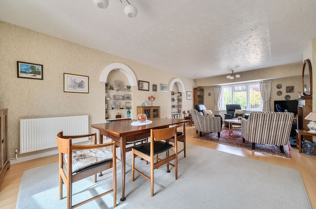 Property photo 2 of 19 1481965-9-6A43F7c...