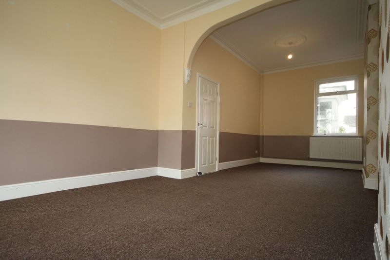 Property photo 3 of 12 Through Room