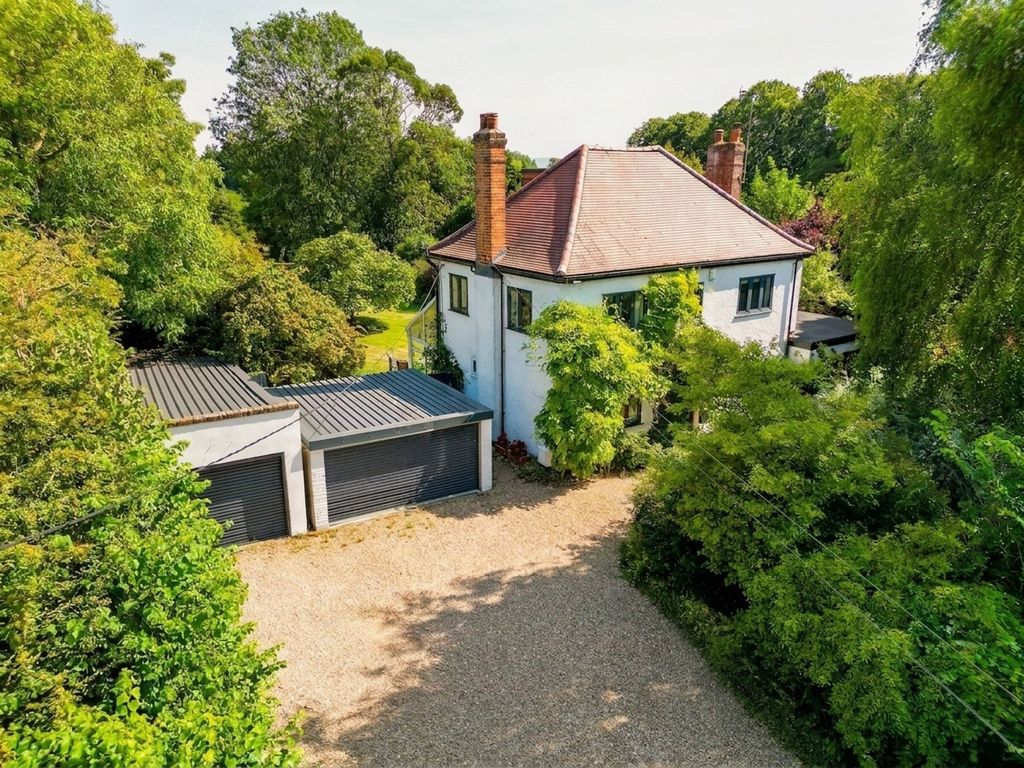 Property photo 1 of 35