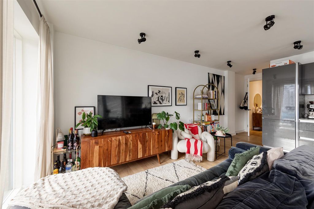 Property photo 3 of 31 Cunard House, Picture House Mews E17