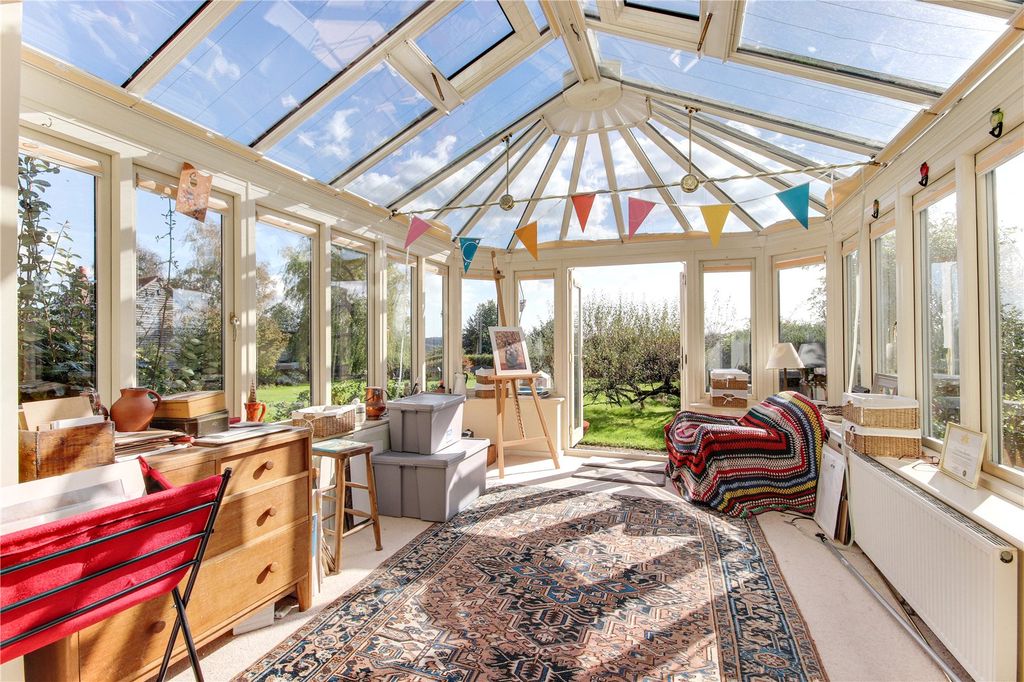 Property photo 3 of 12 Conservatory