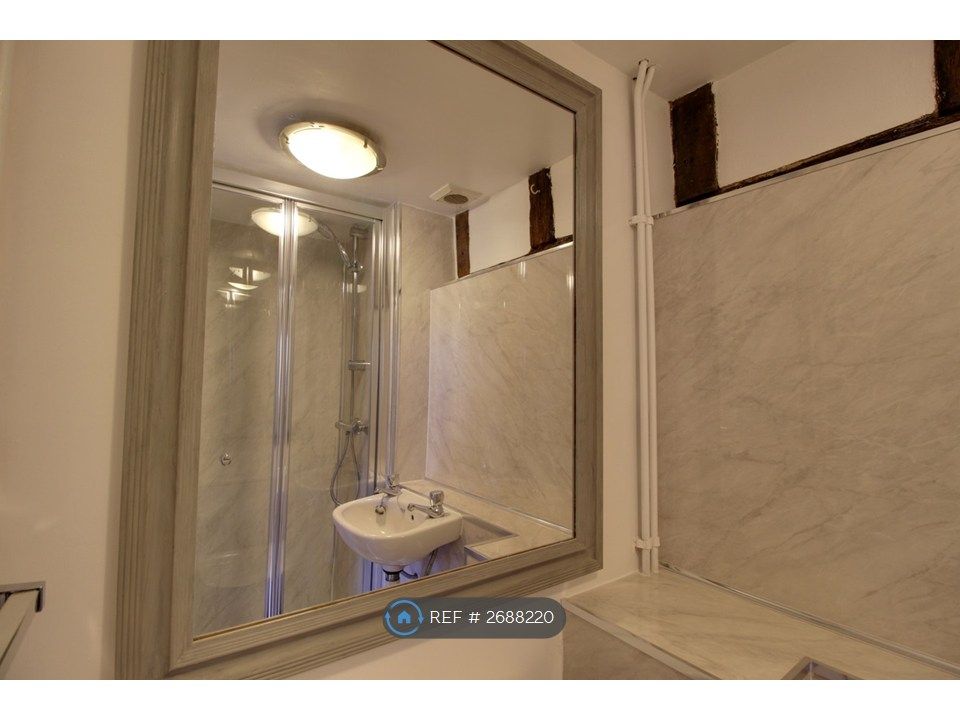 Property photo 2 of 9 Shower Room