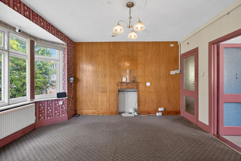Property photo 3 of 32 A6702766