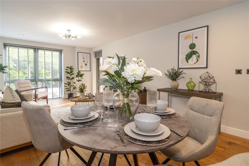 Property photo 2 of 15 Dining