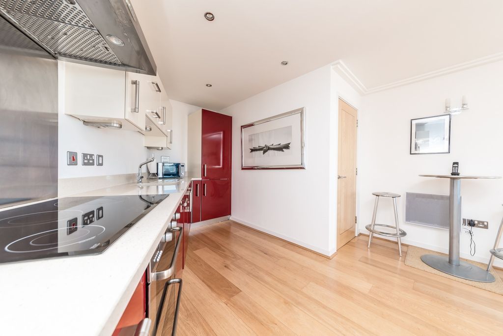 Property photo 3 of 15 Kitchen