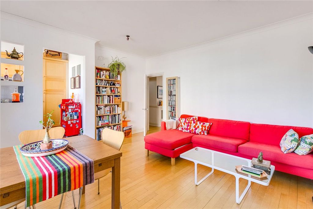 Property photo 3 of 5