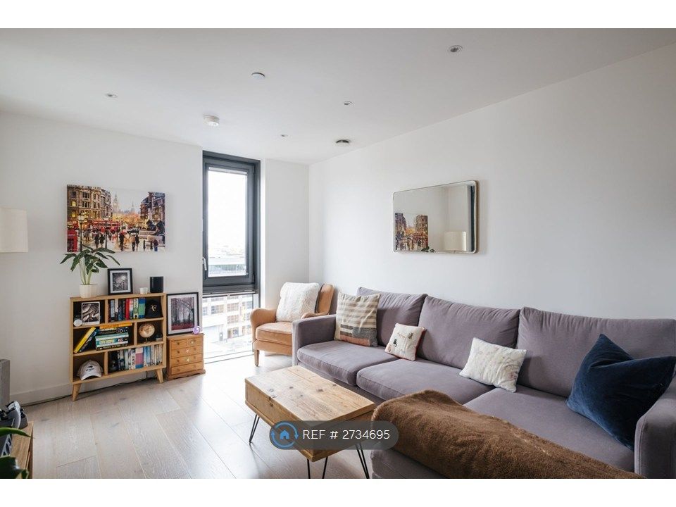 Property photo 2 of 23