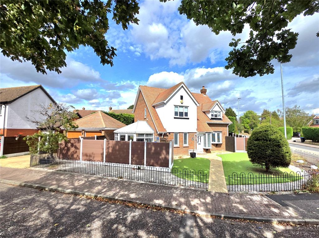 Property photo 1 of 40 Picture No. 08